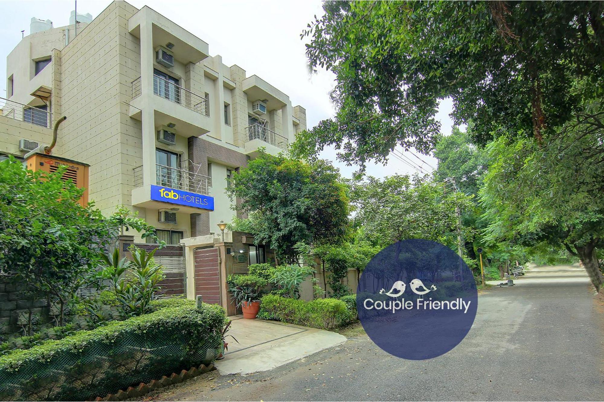 Fabhotel Phoenix Hospitality Gurgaon Exterior foto
